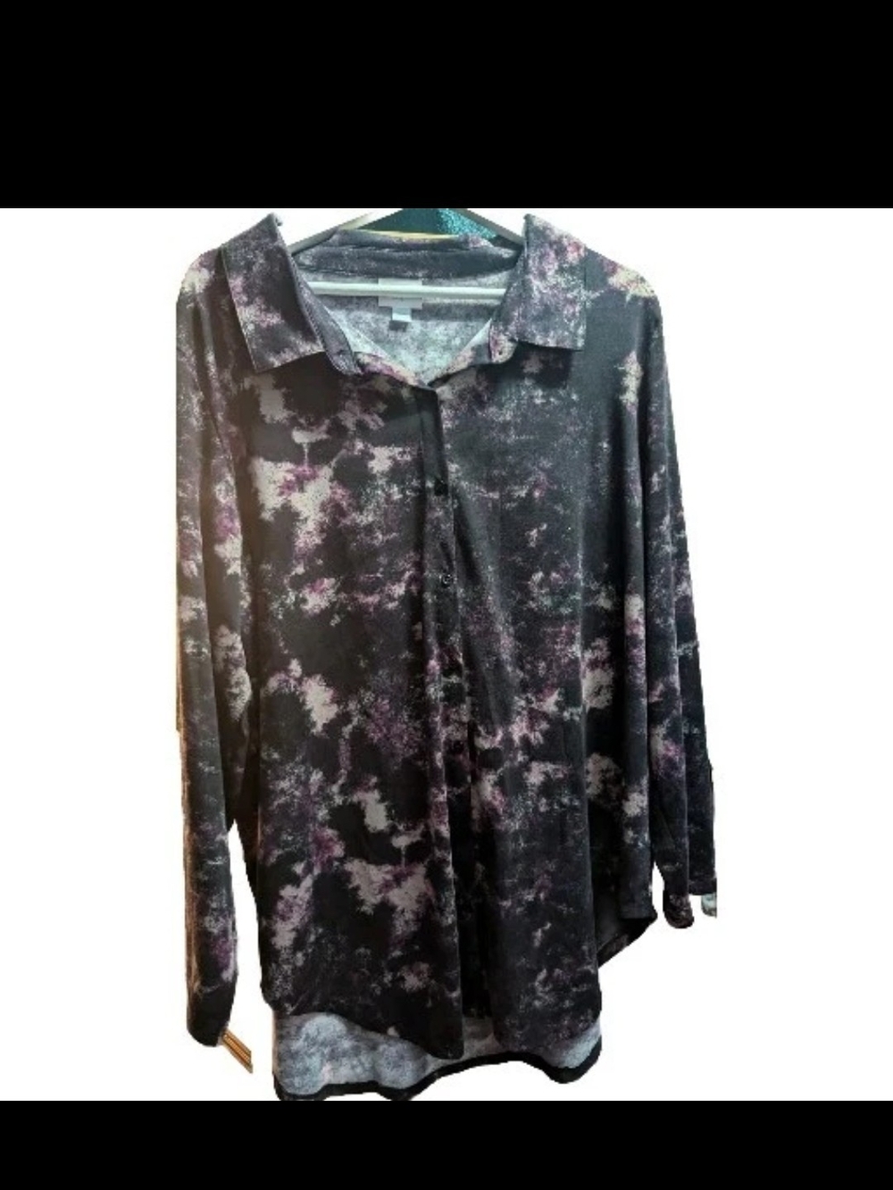 LULAROE SIZE 2XL Black and Purple Tie-Dye Collared Button Down Shirt